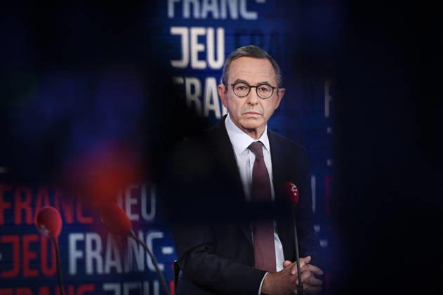 Bruno Retailleau on Franc Jeu - Paris Bruno Retailleau candidate for the 2027 presidential election poses for pictures for Franc Jeu on France 2 channel in Paris, France on October 18, 2026. Photo by Stephane Le Tellec ABACAPRESS.COM Paris France Copyright: xLexTellecxStephane ABACAx
