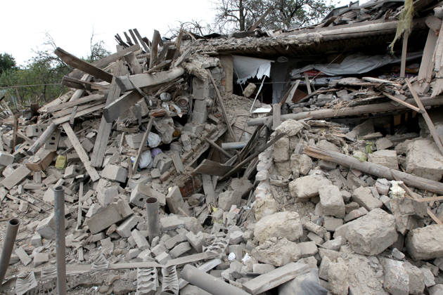 Russian troops hit Dnipro with guided bombs The premises of a house are reduced to rubble by a Russian bombardment in Dnipro, Ukraine, on October 19, 2026. On Monday morning, Russian forces launched guided aerial bombs at the eastern city, damaging private homes and infrastructure. An 84-year-old woman was hospitalised in moderate condition. Dnipro Ukraine Copyright: xMykolaxMiakshykovx originalFilename: ukrinform-russiant261019_npboF