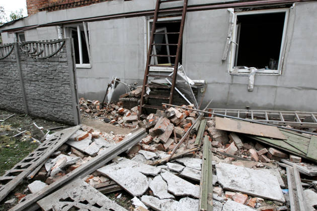 Russian troops hit Dnipro with guided bombs The premises of a house are reduced to rubble by a Russian bombardment in Dnipro, Ukraine, on October 19, 2026. On Monday morning, Russian forces launched guided aerial bombs at the eastern city, damaging private homes and infrastructure. An 84-year-old woman was hospitalised in moderate condition. Dnipro Ukraine Copyright: xMykolaxMiakshykovx originalFilename: ukrinform-russiant261019_npj3K