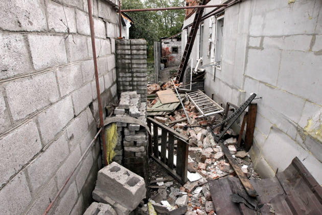 Russian troops hit Dnipro with guided bombs The premises of a house are reduced to rubble by a Russian bombardment in Dnipro, Ukraine, on October 19, 2026. On Monday morning, Russian forces launched guided aerial bombs at the eastern city, damaging private homes and infrastructure. An 84-year-old woman was hospitalised in moderate condition. Dnipro Ukraine Copyright: xMykolaxMiakshykovx originalFilename: ukrinform-russiant261019_npT0m