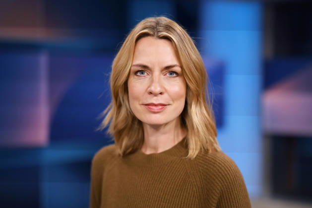 News Bilder des Tages #2 Moderatorin Jessy Wellmer in der ARD-Talkshow hart aber fair in den WDR-Studios Köln. Köln, 19.10.2026 NRW Deutschland Copyright: xChristophxHardtx