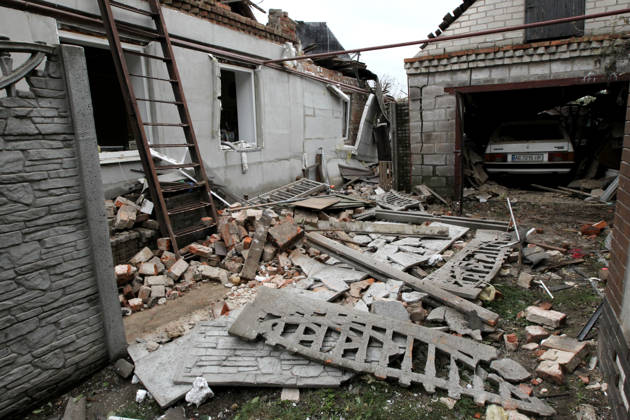 Russian troops hit Dnipro with guided bombs A damaged car is kept in a garage in Dnipro, Ukraine, on October 19, 2026. On Monday morning, Russian forces launched guided aerial bombs at the eastern city, damaging private homes and infrastructure. An 84-year-old woman was hospitalised in moderate condition. Dnipro Ukraine Copyright: xMykolaxMiakshykovx originalFilename: ukrinform-russiant261019_np6ie