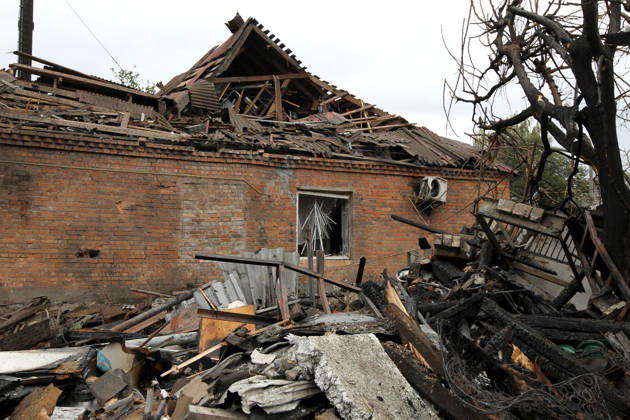 Russian troops hit Dnipro with guided bombs The premises of a house are reduced to rubble by a Russian bombardment in Dnipro, Ukraine, on October 19, 2026. On Monday morning, Russian forces launched guided aerial bombs at the eastern city, damaging private homes and infrastructure. An 84-year-old woman was hospitalised in moderate condition. Dnipro Ukraine Copyright: xMykolaxMiakshykovx originalFilename: ukrinform-russiant261019_npib1