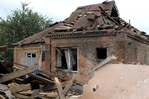 Russian troops hit Dnipro with guided bombs The premises of a house are reduced to rubble by a Russian bombardment in Dnipro, Ukraine, on October 19, 2026. On Monday morning, Russian forces launched guided aerial bombs at the eastern city, damaging private homes and infrastructure. An 84-year-old woman was hospitalised in moderate condition. Dnipro Ukraine Copyright: xMykolaxMiakshykovx originalFilename: ukrinform-russiant261019_npJgv