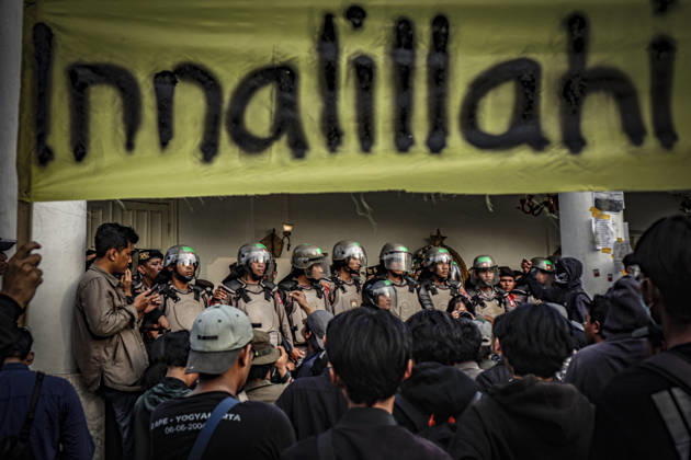 October 20, 2026, Yogyakarta, Special Region Of Yogyakarta, Indonesia: Special Region of Yogyakarta, October 20, 2026. A crowd comprising members of a community and student alliance staged a protest in front of the Special Region of Yogyakarta Regional PeopleÃ¢â‚¬â ¢s Representative Council (DPRD) building. During the protest, the demonstrators made several demands, including that forest and land fires and floods be declared national disasters; that strict action be taken against the corporations involved; and that the cost of education and healthcare be reduced and access to these services be made more equitable. Yogyakarta Indonesia  - ZUMAf198 20261020_zip_f198_014 Copyright: xMuhammadxFebriansyahx