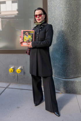 NEW YORK, NY - OCTOBER 20: Debi Mazar seen at ABC Studios on October 20, 2026 in New York City. Credit: Camara Porter New York City USA  - ZUMAa123 20261020_zaa_a123_071 Copyright: xAdMediax