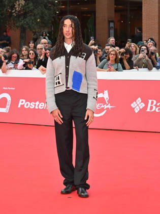 October 20, 2026, Rome, Italy: Italian rapper Ghali, attends the Red Carpet for the film A mare at the 2026 Rome Film Fest, held at the Auditorium Parco della Musica. Rome Italy  - ZUMAs197 20261020_aaa_s197_272 Copyright: xAntoninoxD™Espositox
