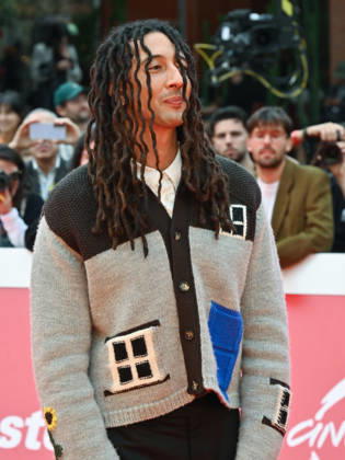 October 20, 2026, Rome, Italy: Italian rapper Ghali, attends the Red Carpet for the film A mare at the 2026 Rome Film Fest, held at the Auditorium Parco della Musica. Rome Italy  - ZUMAs197 20261020_aaa_s197_281 Copyright: xAntoninoxD™Espositox