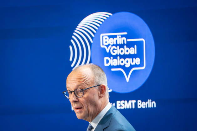 Bundeskanzler Friedrich Merz hält eine Rede und diskutiert anschließend auf dem BGD 2026;Berlin Global Dialogue 2026 BGD 2026 Motto Advancing Alliances for a New Era, Berlin Berlin Deutschland ESMT