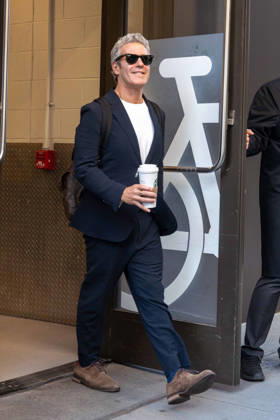 NEW YORK, NY - OCTOBER 21: Andy Cohen seen at ABC Studios on October 21, 2026 in New York City. Credit: AdMedia. USA - ZUMAa123 20261021_zaa_a123_003 Copyright: xCamaraxPorterx