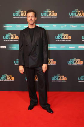 Florian David Fitz during the premiere of Der perfekte Urlaub at Cinedom on October 21, 2026 in Cologne, Germany The premiere of Der perfekte Urlaub in Cologne, Germany