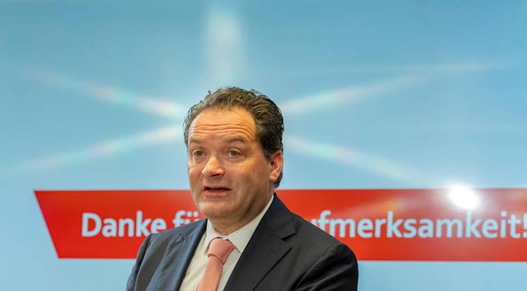 2026-10-22-Präsentation im BMLUK Bundesminister für Land- und Forstwirtschaft, Klima- und Umweltschutz, Regionen und Wasserwirtschaft Norbert Totschnig (ÖVP) am 22. Oktober 2026 bei der Präsentation einer Studie zu Lebensqualität in Gemeinden und Perspektiven für lebendige Regionen im Bundesministerium für Land- und Forstwirtschaft, Klima- und Umweltschutz, Regionen und Wasserwirtschaft in Wien, Wien, Österreich .