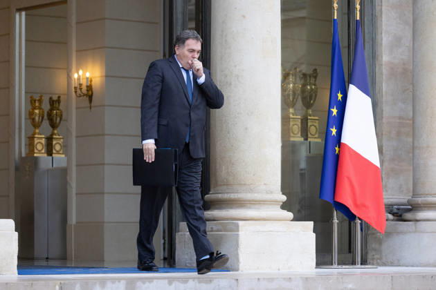 Weekly Cabinet Meeting - Paris Transports Minister Philippe Tabarot leaves after attending the weekly cabinet meeting at the Elysee Palace in Paris on October 22, 2026. Photo by Raphael Lafargue ABACAPRESS.COM Paris France  Copyright: xLafarguexRaphael ABACAx