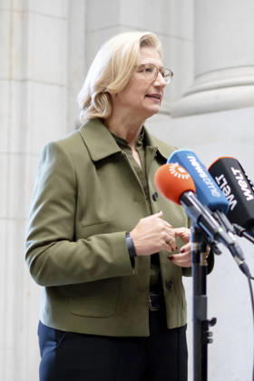 Anke Rehlinger bei der Ministerpräsidentenkonferenz mit den Regierungschefinnen und -chefs der Bundesländer im Bundesrat. Berlin, 22.10.2026