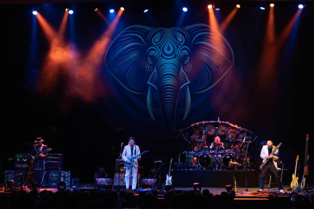 October 22, 2026, Madison, Wisconsin, USA: STEVE VAI, ADRIAN BELEW, TERRY BOZZIO and TONY LEVIN of BEAT performing King Crimson material at the Orpheum Theater in Madison, Wisconsin Madison USA  - ZUMAs135 20261022_zap_s135_003 Copyright: xDanielxDeSloverx