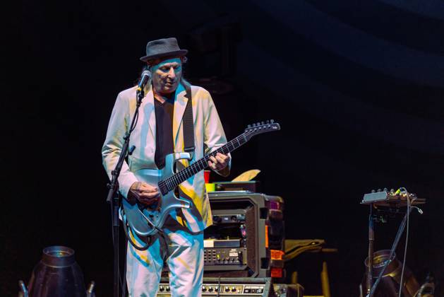 October 22, 2026, Madison, Wisconsin, USA: ADRIAN BELEW of BEAT performing King Crimson material at the Orpheum Theater in Madison, Wisconsin Madison USA  - ZUMAs135 20261022_zap_s135_018 Copyright: xDanielxDeSloverx
