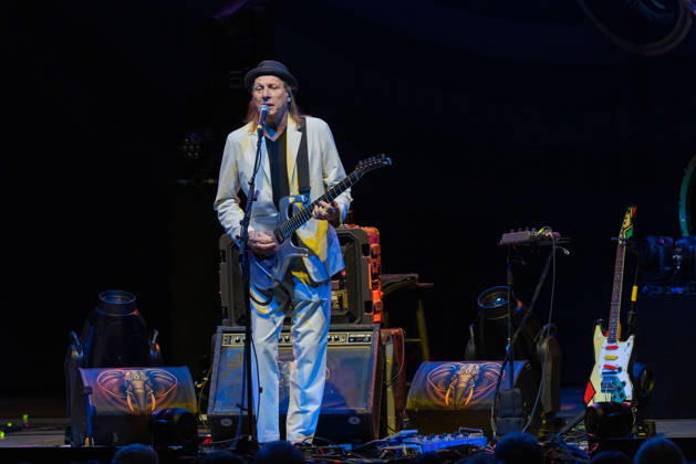 October 22, 2026, Madison, Wisconsin, USA: ADRIAN BELEW of BEAT performing King Crimson material at the Orpheum Theater in Madison, Wisconsin Madison USA  - ZUMAs135 20261022_zap_s135_029 Copyright: xDanielxDeSloverx