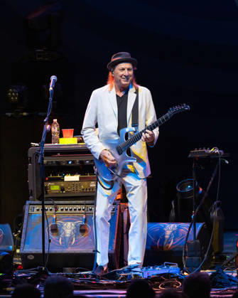 October 22, 2026, Madison, Wisconsin, USA: ADRIAN BELEW of BEAT performing King Crimson material at the Orpheum Theater in Madison, Wisconsin Madison USA  - ZUMAs135 20261022_zap_s135_030 Copyright: xDanielxDeSloverx