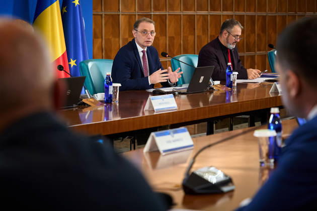 Romanian Government, Cabinet Meeting Bucharest, Romania. 23rd Oct, 2026: Luca Niculescu, Prime Minister of Romania, leads the government meeting at Victoria Palace, the Romanian Government headquarters. Bucharest Romania Copyright: xLucianxAlecux