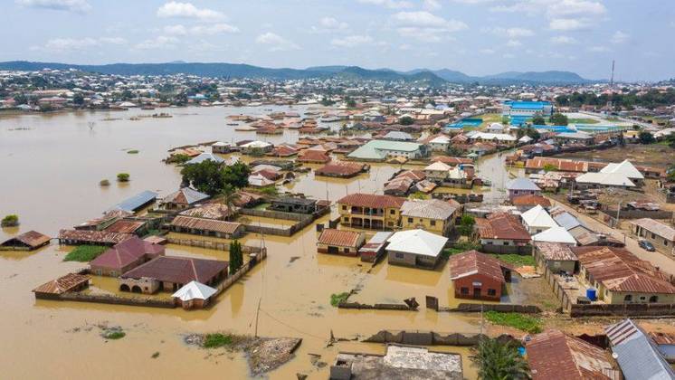 RECORD DATE NOT STATED How mental health care is helping Africa’s flood survivors feel safe again Flooding in Kabawa Lakoja Kogi State, Nigeria. Photo : bird story agency Copyright: xx