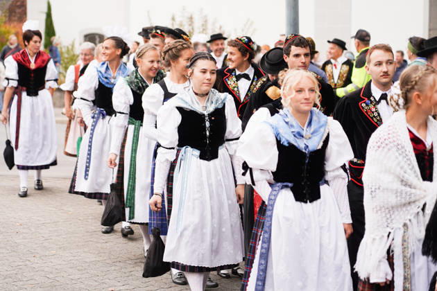 2310.26 Kerns Obwalden Schweiz. Aelplerchilbi Erntedank und Aelplerfest.Abschluss des Alpsommers. Bild . Aelpler in Tracht.