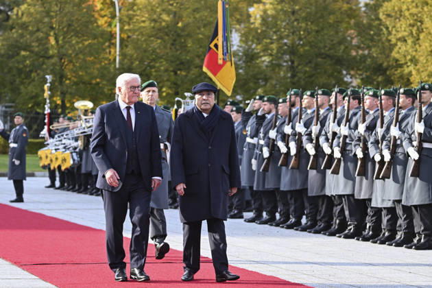 Pakistani President Asif Ali Zardari in Berlin BERLIN, GERMANY - OCTOBER 23: German President Frank-Walter Steinmeier welcomes Pakistani President Asif Ali Zardari during a military ceremony at the German Ministry of Defense in Berlin, Germany, on October 23, 2026. Halil Sagirkaya Anadolu Berlin Germany. Editorial use only. Please get in touch for any other usage.  Copyright: x2026xAnadoluxHalilxSagirkayax