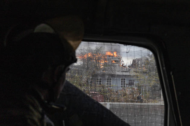 Russian drone attack on a residential building in Kramatorsk KRAMATORSK, UKRAINE - OCTOBER 23: Ukrainian firefighters look on as a house burns in Kramatorsk, Ukraine, 23 October 2026 Diego Herrera Carcedo Anadolu Kramatorsk Ukraine. Editorial use only. Please get in touch for any other usage.  Copyright: x2026xAnadoluxDiegoxHerreraxCarcedox