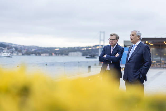(L-R) Johann Wadephul (CDU), Bundesaussenminister, und Antonio Tajani, Aussenminister von Italien, aufgenommen im Rahmen eines Treffens in Istanbul, 23.10.2026. Fotografiert im Auftrag des Auswaertigen Amtes Istanbul Tuerkei Copyright: xJulianexSonntagx