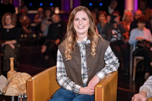 MDR - Riverboat. Die 78. Deutsche Weinkönigin Paula Löber anläßlich der Aufzeichnung der MDR - Talkshow Riverboat am 23.10.2026 in der Mediacity Leipzig. 20261023SFL0041