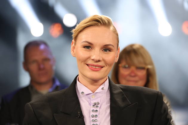 Rosalie Thomass, Schauspielerin, zu Gast in der NDR Talk Show, Fototermin am 23.10.2026 im Fernsehstudio Hamburg-Lokstedt vor der Sendung im 3. Programm des NDR Fernsehen