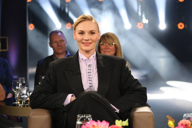 Rosalie Thomass, Schauspielerin, zu Gast in der NDR Talk Show, Fototermin am 23.10.2026 im Fernsehstudio Hamburg-Lokstedt vor der Sendung im 3. Programm des NDR Fernsehen