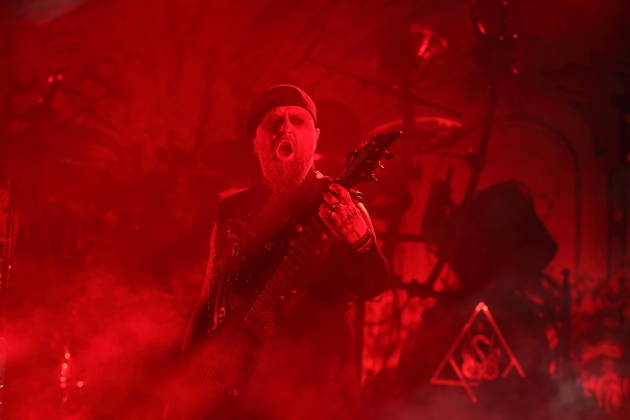 Sven Atle Erkekjetter Silenoz Kopperud von der Band Dimmu Borgir bei einem Konzert in der Columbiahalle in Berlin, 23. Oktober 2026. Behemoth & Dimmu Borgir Konzert Berlin
