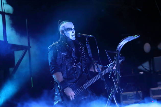 Tomasz Orion Wroblewski von der Band Behemoth bei einem Konzert in der Columbiahalle in Berlin, 23. Oktober 2026. Behemoth & Dimmu Borgir Konzert Berlin