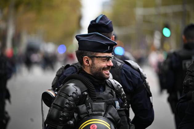 Demonstrators gather near Porte d Italie amid ongoing protests in Paris PARIS, FRANCE - OCTOBER 24: Demonstrators gather near Porte d Italie in southern Paris, chanting slogans ahead of planned marches, while security forces closely monitor the area in Paris, France, on October 24, 2026. Mouneb Taim Anadolu Paris France. Editorial use only. Please get in touch for any other usage.  Copyright: x2026xAnadoluxMounebxTaimx