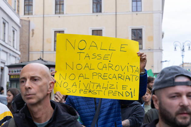 IPA90113071 - Get Italy Out of the War Rally in Rome  Copyright: xMatteoxNardonex xMatteoxNardonex IPA90113071