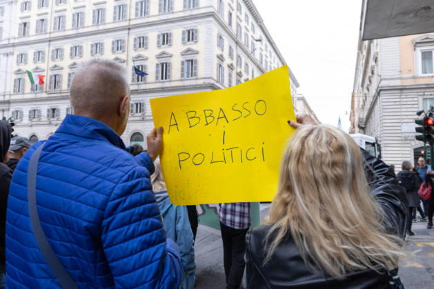 IPA90113075 - Get Italy Out of the War Rally in Rome  Copyright: xMatteoxNardonex xMatteoxNardonex IPA90113075