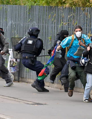 Clashes During The Yellow Vests Protest Act II - Lyon Clashes during the Yellow Vests Protest Act II In Lyon, France on 24 October 2026. Photo by ABACAPRESS.COM Lyon France  Copyright: xABACAx