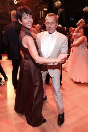 Leipziger Opernball 2026 Christl Stumhofer, Richy Müller erster Tanz, Leipziger Opernball 2026, Oper Leipzig, Datum: 24.10.2026 Copyright: xEventpress Kratschx