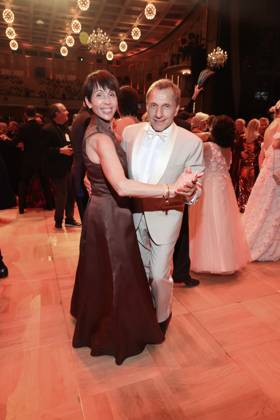 Leipziger Opernball 2026 Christl Stumhofer, Richy Müller erster Tanz, Leipziger Opernball 2026, Oper Leipzig, Datum: 24.10.2026 Copyright: xEventpress Kratschx