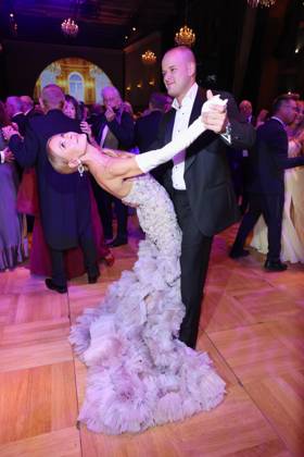 Leipziger Opernball 2026 Jenny Elvers, Paul Jolig erster Tanz, Leipziger Opernball 2026, Oper Leipzig, Datum: 24.10.2026 Copyright: xEventpress Kratschx