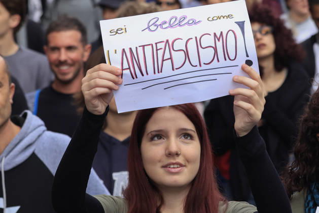 Demonstration against the Italian government in Rome ROME, ITALY, OCTOBER 24: A demonstrator holds a sign reading, in Italian, You re as beautiful as anti-fascism! during a protest against the Italian government in Rome, Italy, on October 24, 2026. Riccardo De Luca Anadolu Rome Italy. Editorial use only. Please get in touch for any other usage.  Copyright: x2026xAnadoluxRiccardoxDexLucax
