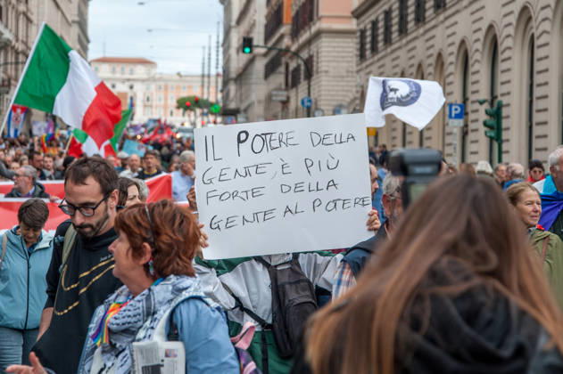 IPA90132238 - October 24, 2026: Demonstration in Rome organized by the October 17 Movement. P.S.: The photo may be used provided that the context in which it was taken is respected and there is no intent to defame or disparage the dignity of the individuals depicted.  Copyright: xStefanoxRonchinix xStefanoxxRonchinix IPA90132238
