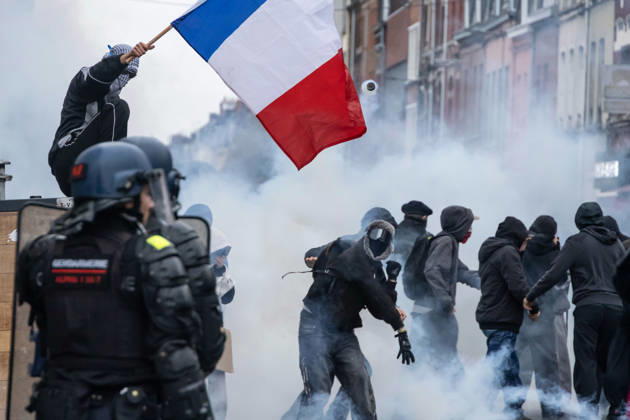 (261024) -- LILLE, Oct. 24, 2026 -- Protesters are seen in Lille, France, Oct. 24, 2026. Around 410,000 people took part in a new round of protests across France on Saturday, French news channel BFM TV reported, citing the Interior Ministry. (Photo by Xinhua) FRANCE-LILLE-PROTEST SebastienxCourdji 