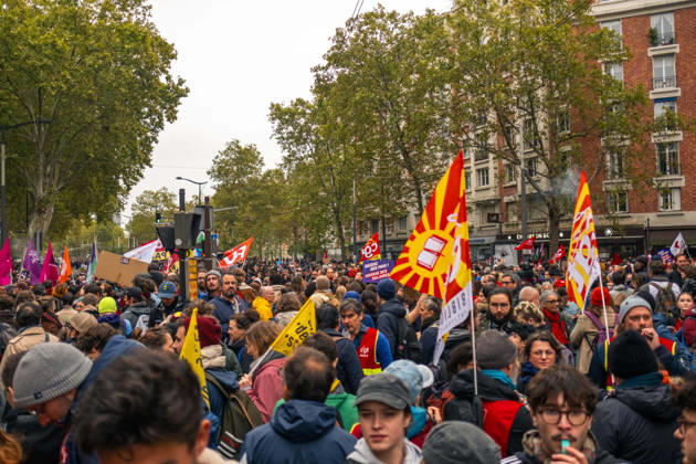 Yellow Vests Protest Act II - Paris A large crowd takes part in a demonstration against the rising cost of living and in support of higher wages, public services and students’ demands in Paris, France, on October 24, 2026. Demonstrators march along the boulevards des Maréchaux, from Porte d’Italie to Porte de Vincennes, as part of a nationwide day of protest. Photo by Jules Bernard ABACAPRESS.COM Paris Île-de-France France  Copyright: xBernardxJules ABACAx
