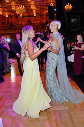 Annemarie Eilfeld und Verena Kerth beim Leipziger Opernball 2026 in der Oper Leipzig am 24.10.2026
