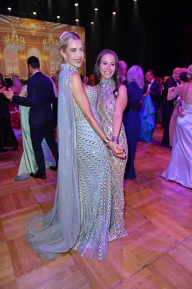 Verena Kerth und Vicky Keuler beim Leipziger Opernball 2026 in der Oper Leipzig am 24.10.2026