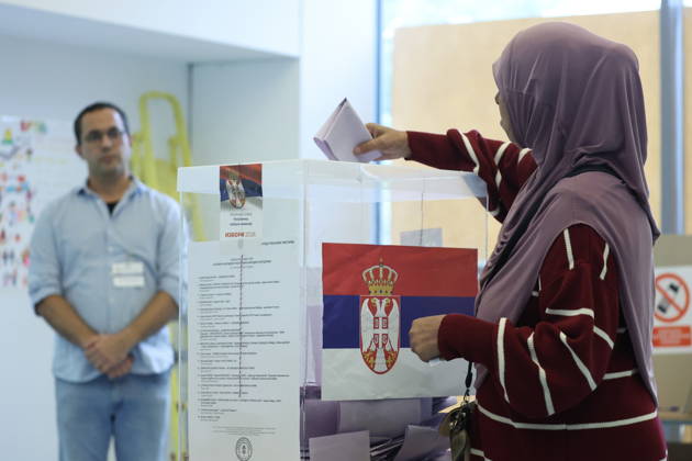 SERBIA, BELGRADE - OCTOBER 25, 2026: A woman casts her ballot at a polling station during the 2026 Serbian parliamentary election. On 25 October, the Serbs went to the polls to elect members of the country s unicameral parliament, Narodna Skupshtina. Alexander Ryumin TASS  99928903