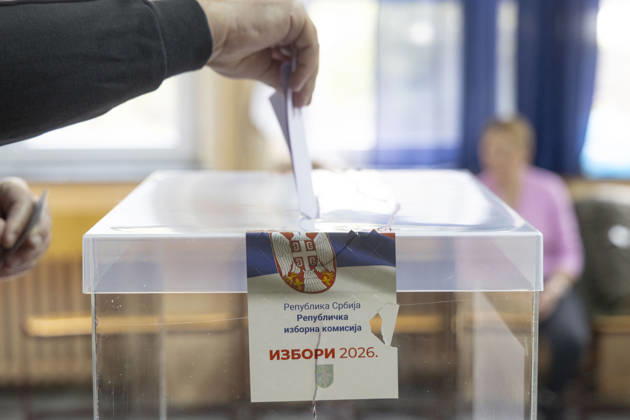 Serbia Parliamentary Election Voters cast their ballots at a polling station during early parliamentary election at Fifth Belgrade Gymnasium in Blegrade, Serbia on October 25, 2026. 6.45 million registered voters are eligible to elect the 250 members of the National Assembly amid a political crisis and ongoing student-led protests demanding greater accountability and action against corruption.  Stringer PIXSELL