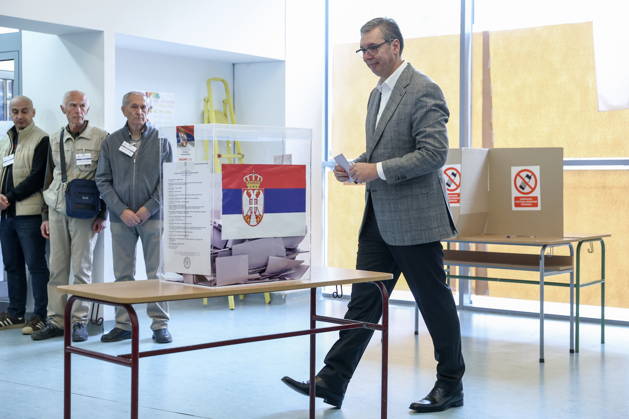 SERBIA, BELGRADE - OCTOBER 25, 2026: Former Serbian president Aleksandar Vucic casts his ballot at a polling station during the 2026 Serbian parliamentary election. On 25 October, the Serbs went to the polls to elect members of the country s unicameral parliament, Narodna Skupshtina. Alexander Ryumin TASS  99933644